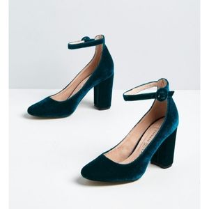 NEW LUXE Y GIRL VELVET ANKLE STRAP HEEL